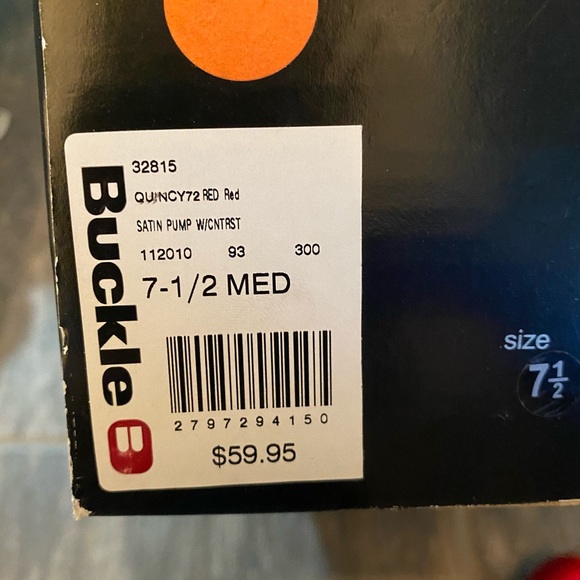 Red Heels - Picture 5 of 5